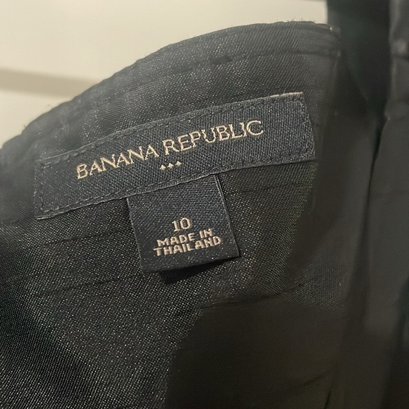 Banana Republic Black Dress with Flutter Cap Sleeves Size 10 - Picture 3 of 9